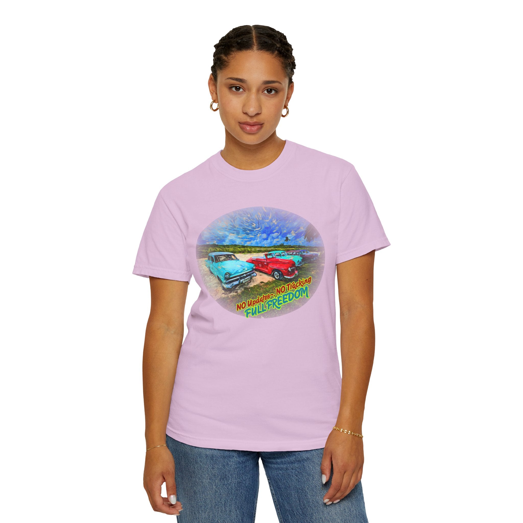 Classic Cars T-Shirt — 'No Updates, No Tracking, FULL FREEDOM' Tee