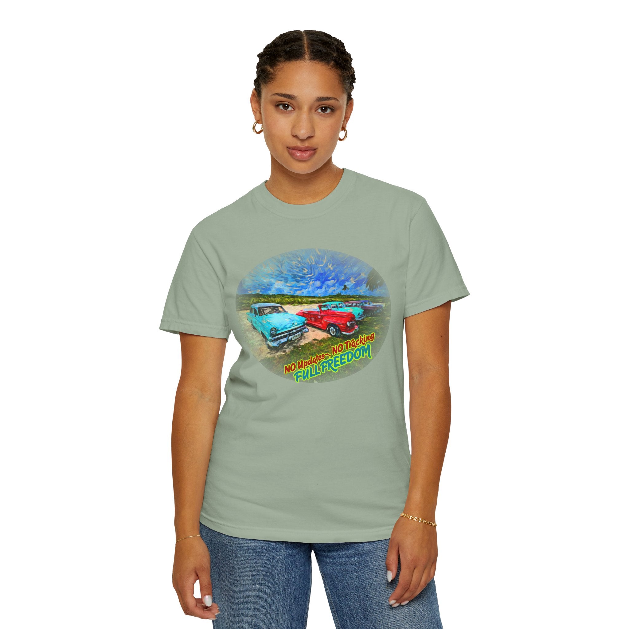 Classic Cars T-Shirt — 'No Updates, No Tracking, FULL FREEDOM' Tee