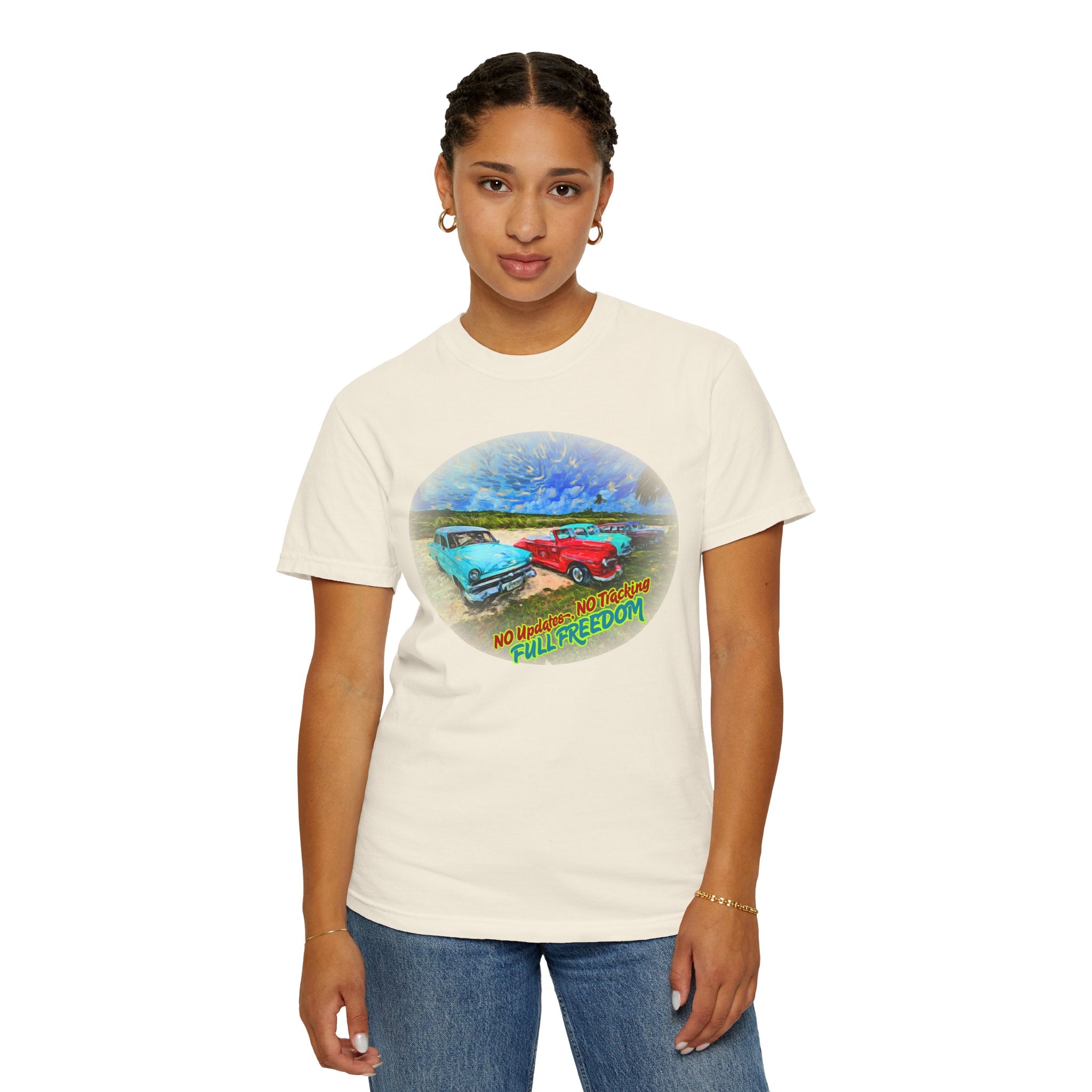 Classic Cars T-Shirt — 'No Updates, No Tracking, FULL FREEDOM' Tee